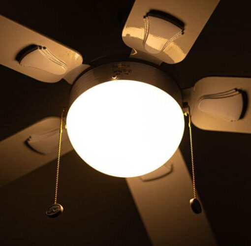 Deckenventilator mit Lampe